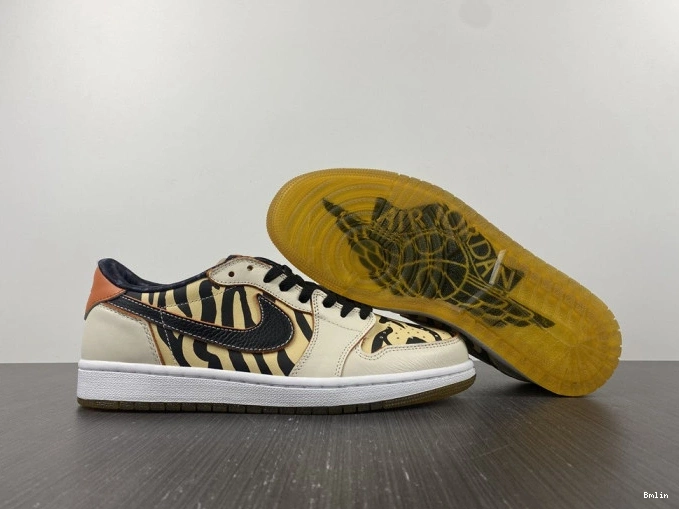 Bmlin Shoes OG Year the Tiger Jordan Low 1 of Air DH6932-100 0811